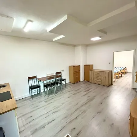 Feriehus Haeuschen Fuer Monteure, Autobahn Bruck an der Mur