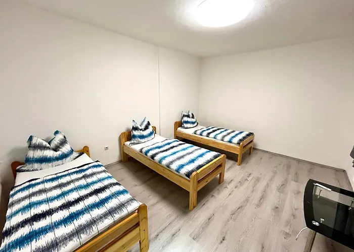 度假居 Haeuschen Fuer Monteure, Autobahn 穆尔河畔布鲁克